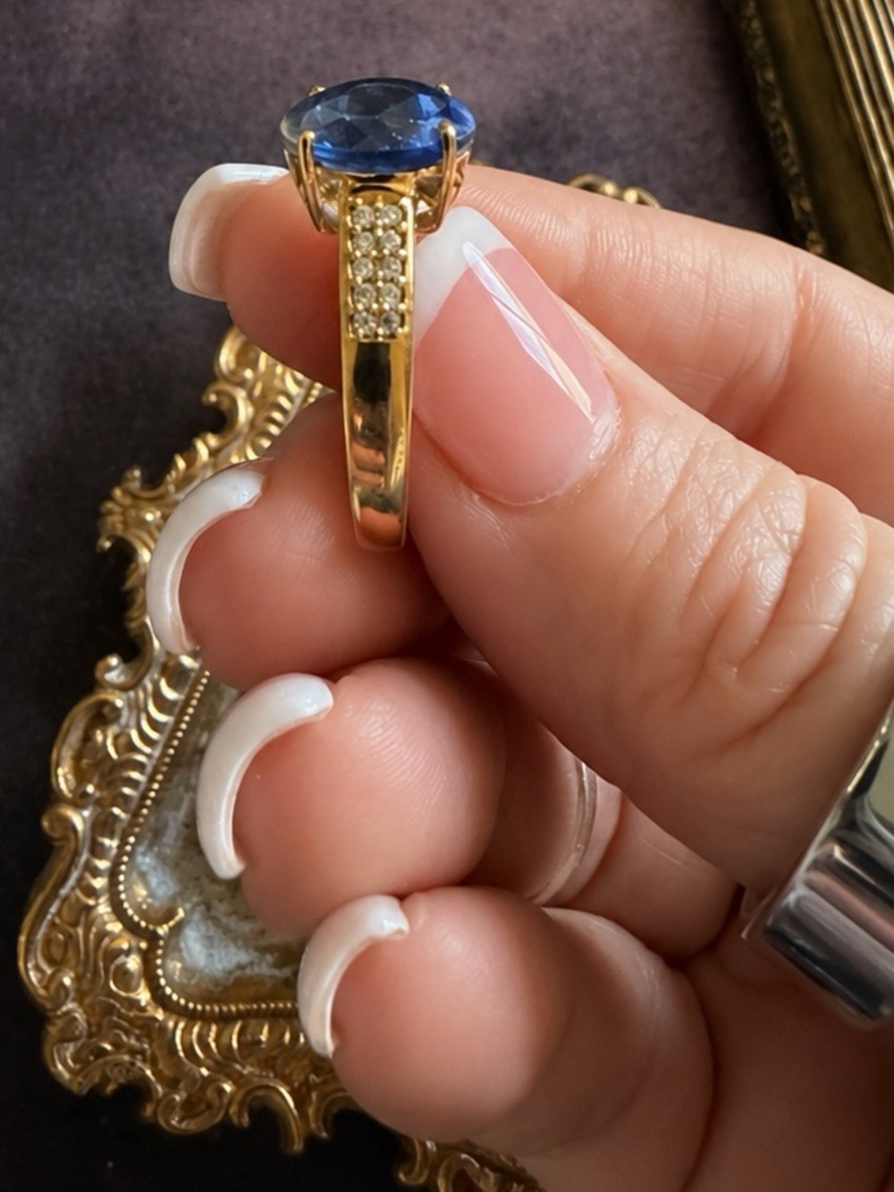 MACY’S • Blue Tanzanite Gold Band Crystal Accents Ring - Picture 7 of 15